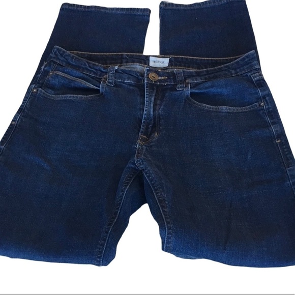 Hudson dark wash straight leg jeans. Waist 30”length 29” size tag says 18.
C - Picture 3 of 7